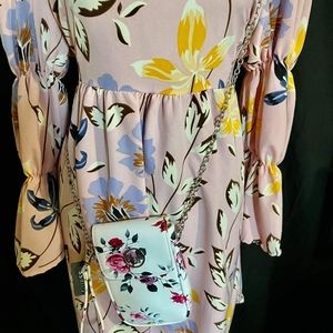 GUESS Womens Floral Blaire Phone Case Crossbody